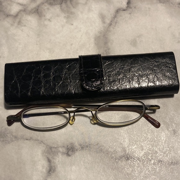 HANDMADE - Picture 5 of 15